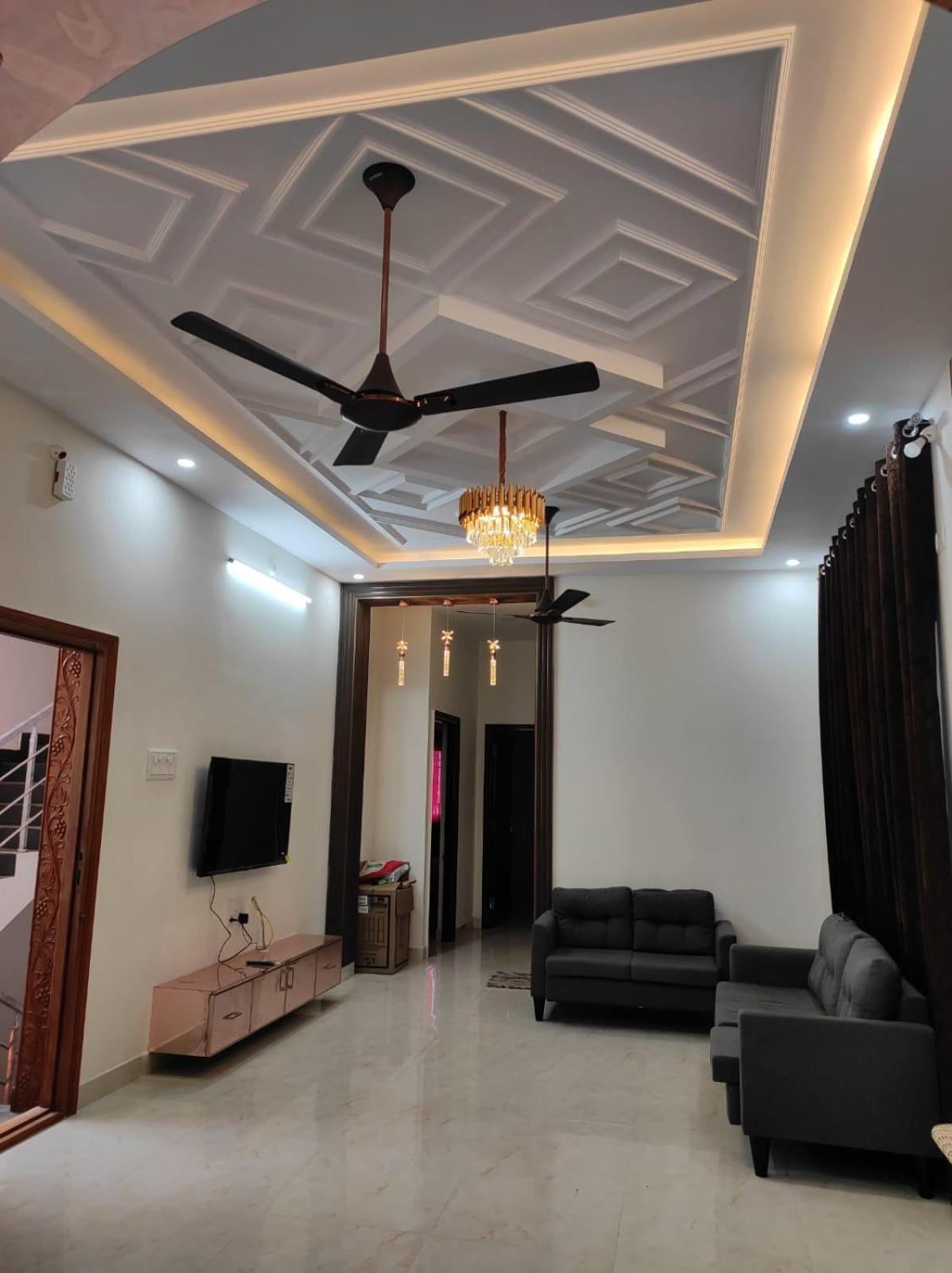 Jiyaa Airport Apartment