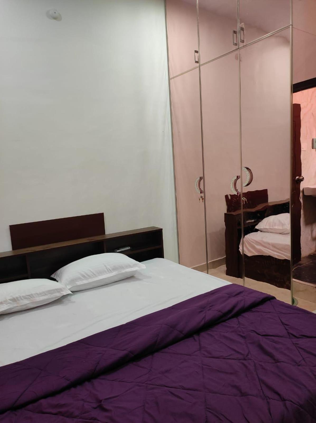 Jiyaa Airport Apartment *